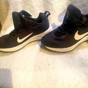 Nike youth running shoes brand new